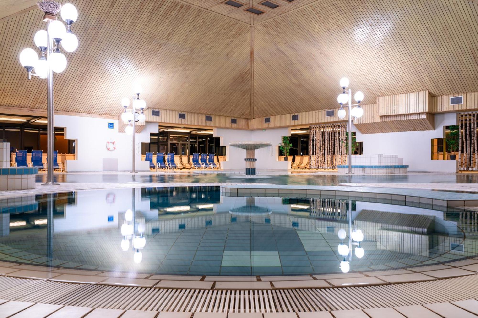 Terme Banovci - Mobilne Hiske Med Brajdami Exterior foto